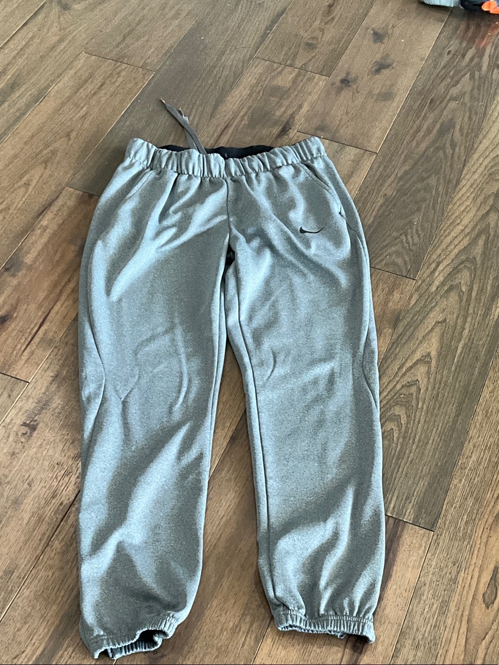 Nike Gray Men's Athletic Joggers with Drawstring Waist